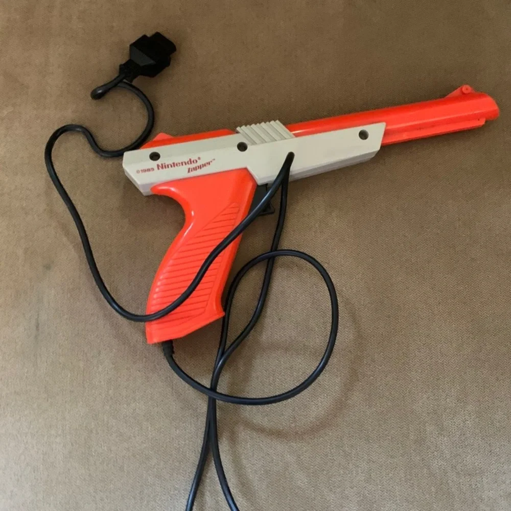 Official Orange Nintendo NES Zapper Light Gun Controller NES-005 Official OEM